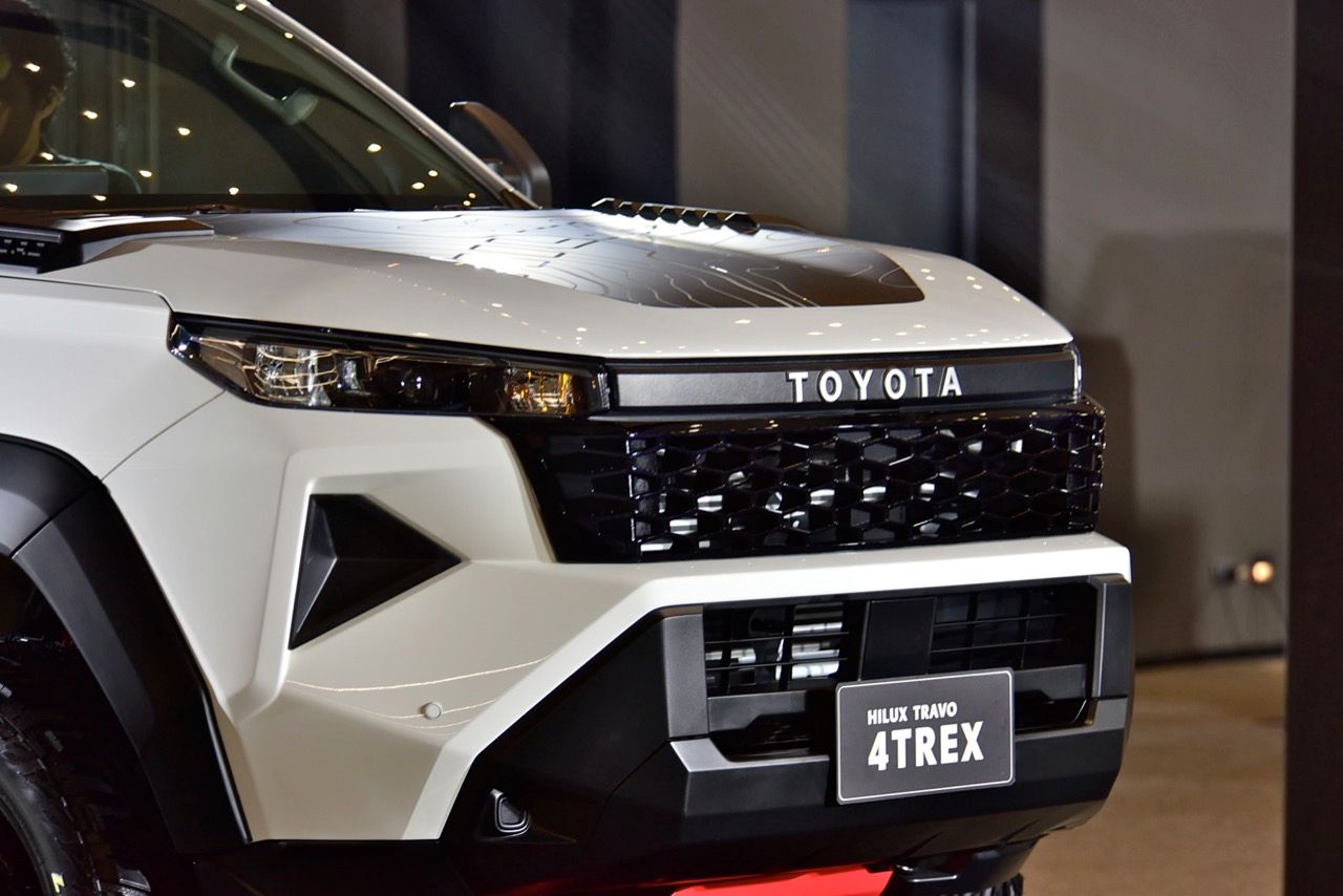 丰田 TRAVO 标准驾驶室 4TREX 2.8 MT 改装款