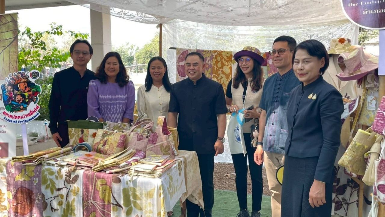 那空沙旺府开放“一区一创意广场”空间，促进社区经济