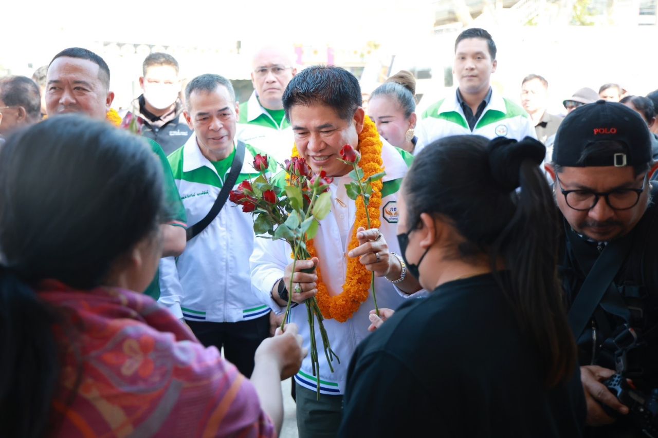 “丹曼纳” 为八嘟曼尼府四位候选人助选 强调地方人士真诚工作