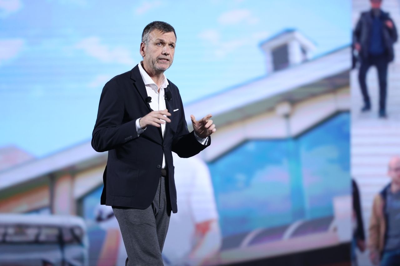 TOYOTA HILUX 由泰国制造的皮卡出口至全球133个国家，销量超过460万辆