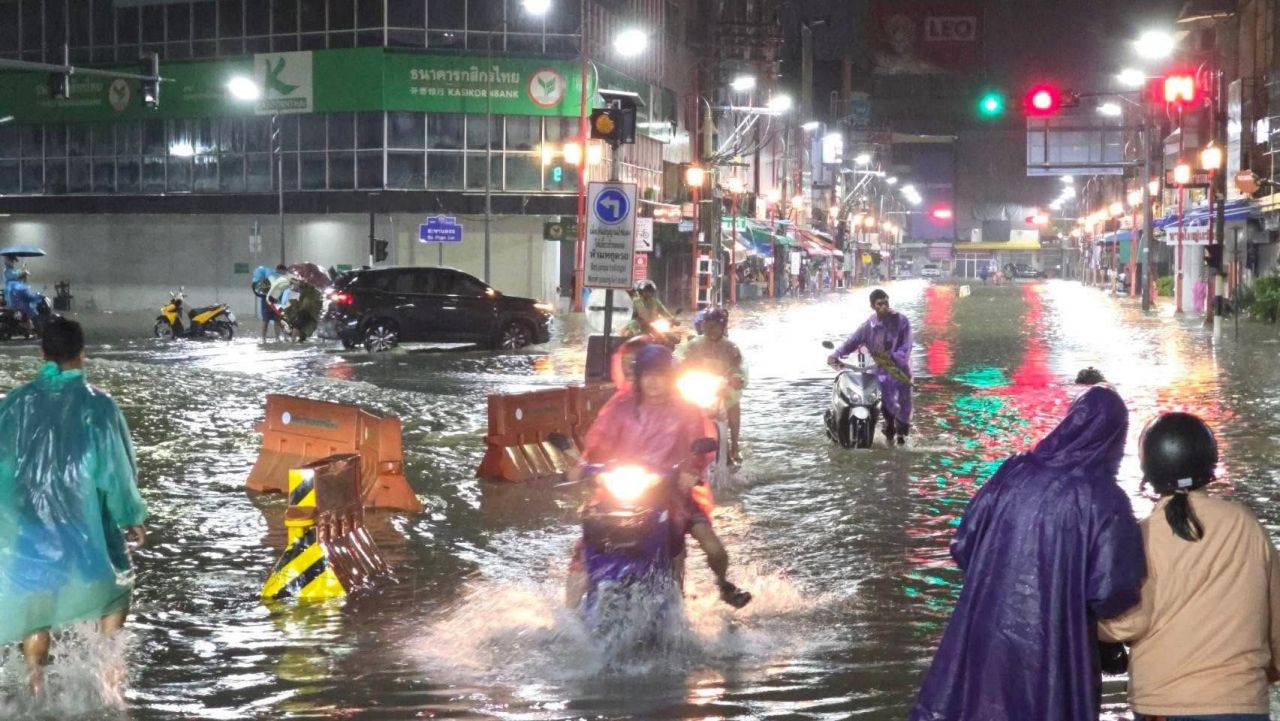 持续暴雨，合艾多地发生洪水，查看“避难中心和沙袋领取点”位置