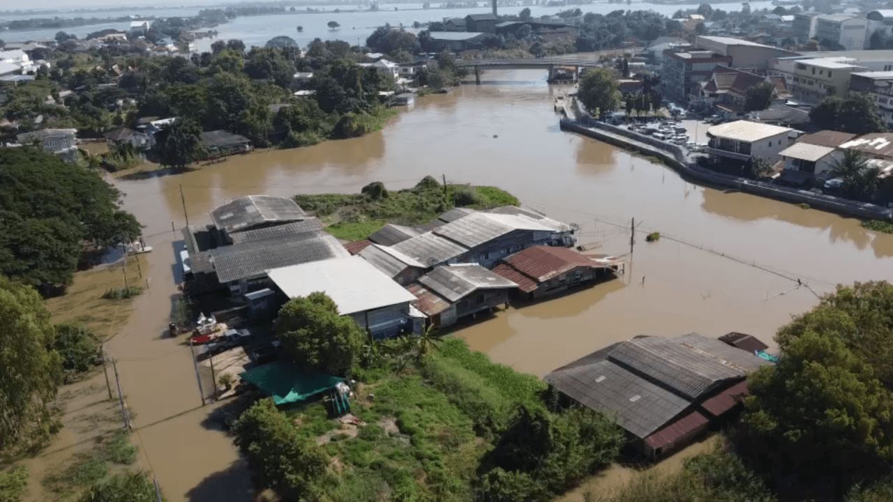 塞纳仍严重受灾，洪水淹没4个月部分区域水位下降，市政府加紧拆除木桥