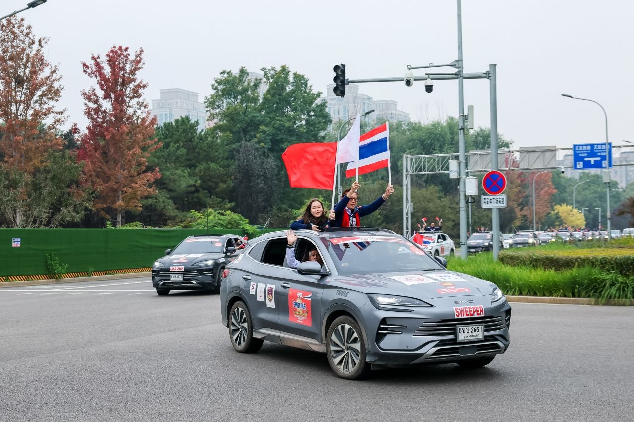 BYD SEALION 6 DM-i 车队从泰国抵达北京，历经5000公里的考验