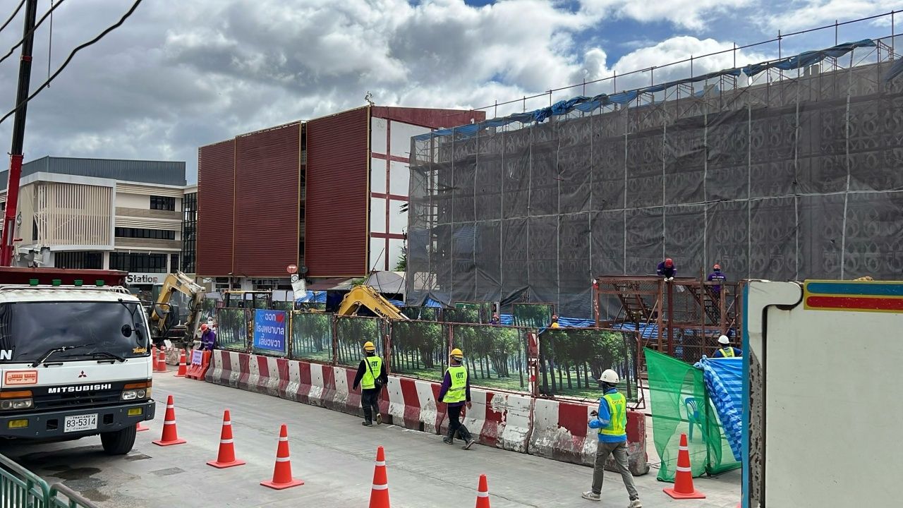 MRTA 调整计划:使用8000方沙土修整下陷道路 预计10月9日开放通行