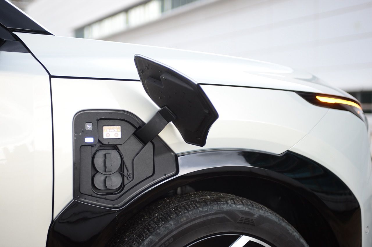 测试 KIA EV5 GT LINE TWIN MOTOR AWD：性能优异但价格偏高