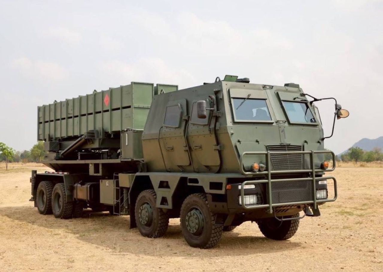 泰国制造：DTI-1G多管火箭射程150公里