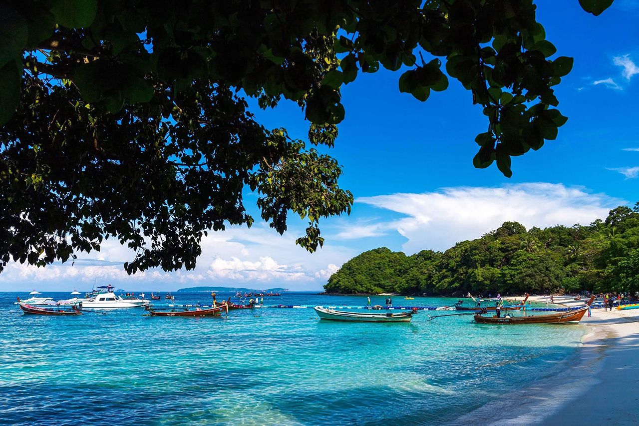 泰国旅游局大力推动“LISA效应” 来袭,计划在69年初发布预告片,吸引全球游客潮