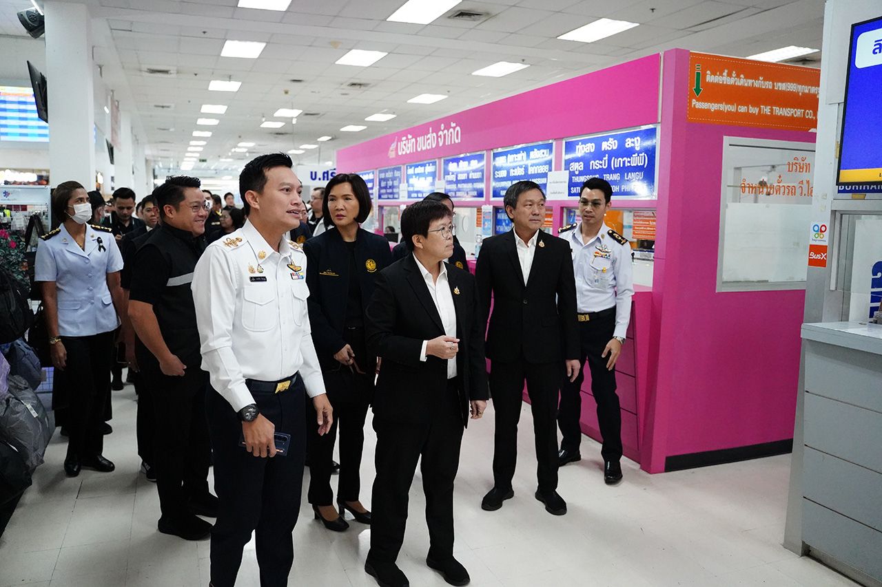泰国国家车辆管理局做好准备，“Mallika”巡视南部汽车站，强调确保安全，安排新年期间的车辆和司机