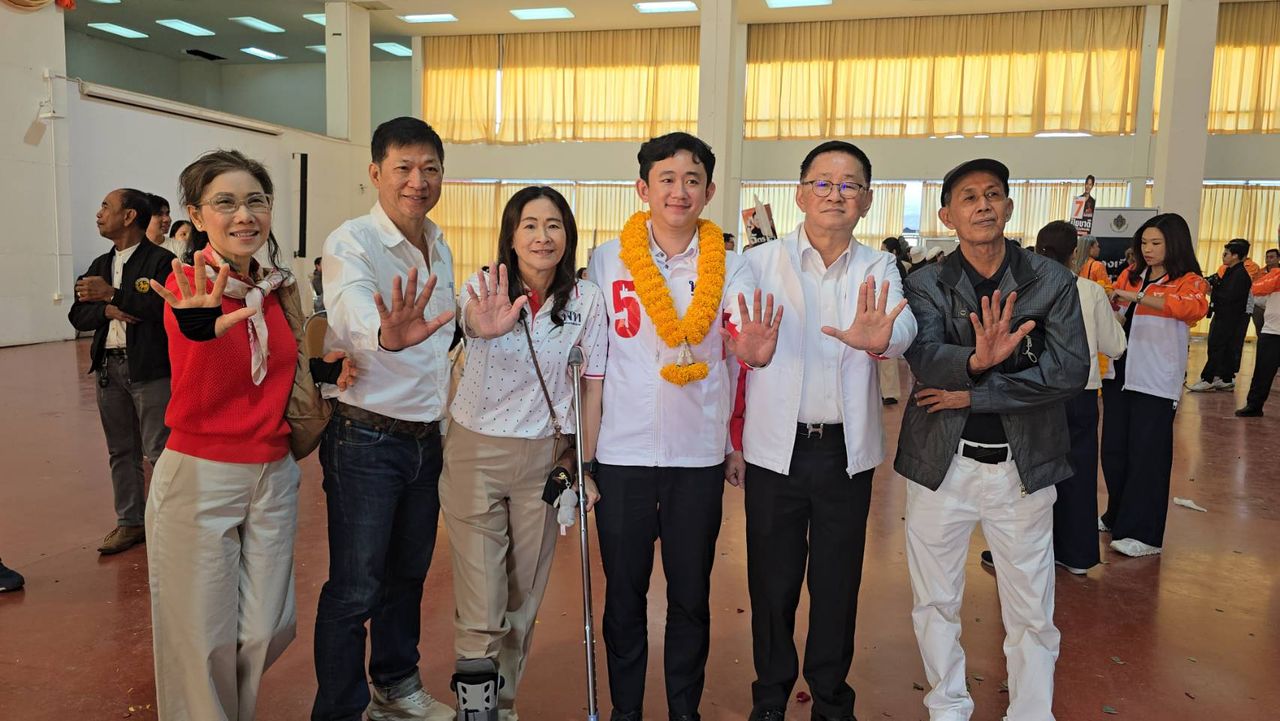 “Prasert” 相信柯拉府将获得全省议员，表示为泰党将超过200个席位，准备成为组建政府的领袖