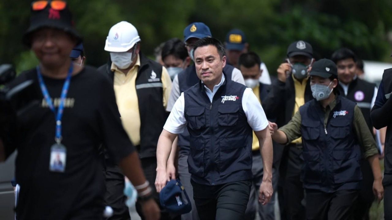 担忧沙拉武里纸巾工厂火灾，“埃卡纳特”派团队参与调查，敦促加快寻找失踪人员