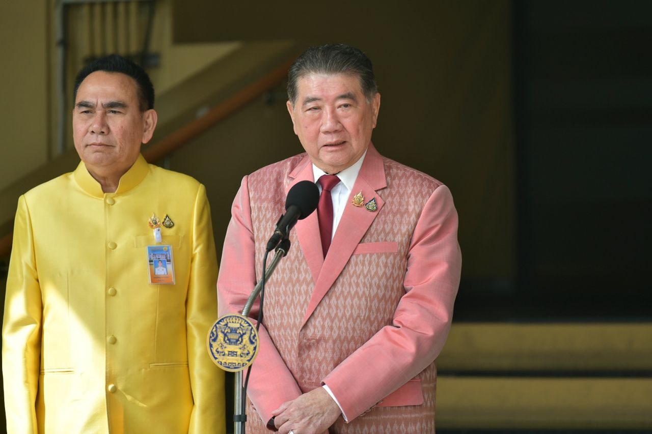 Phumitham表示从未与美国讨论过对Tab Lamu海军基地的使用，紧急加快人事调动确保10月1日前到位