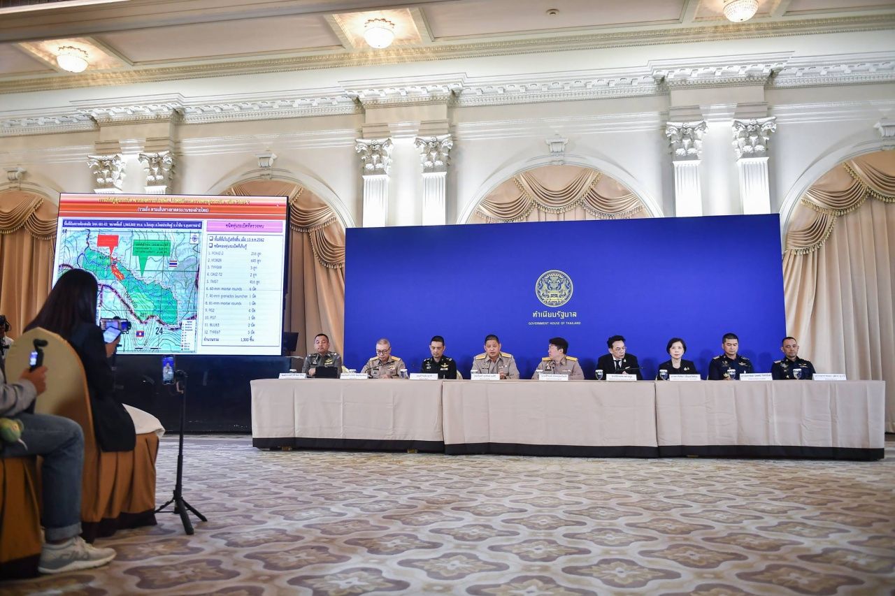 国防部透露柬埔寨军队收集旧炸弹并重新布置,泰国将在敌对停止前不释放战俘