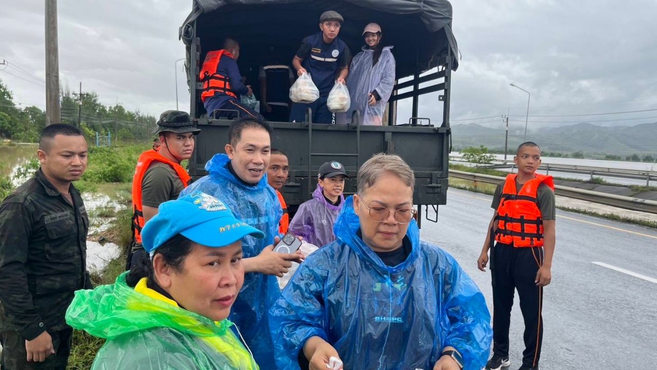 “纳瑞蒙” 指示职业教育投入救援南部洪灾 开设8个厨房每天制作2,500份餐食