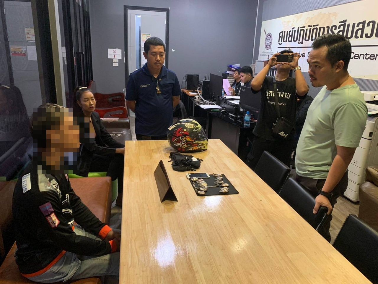 บางโพงพาง警察调查抓获出租房窃贼 抢夺多尊知名佛牌并自行保留