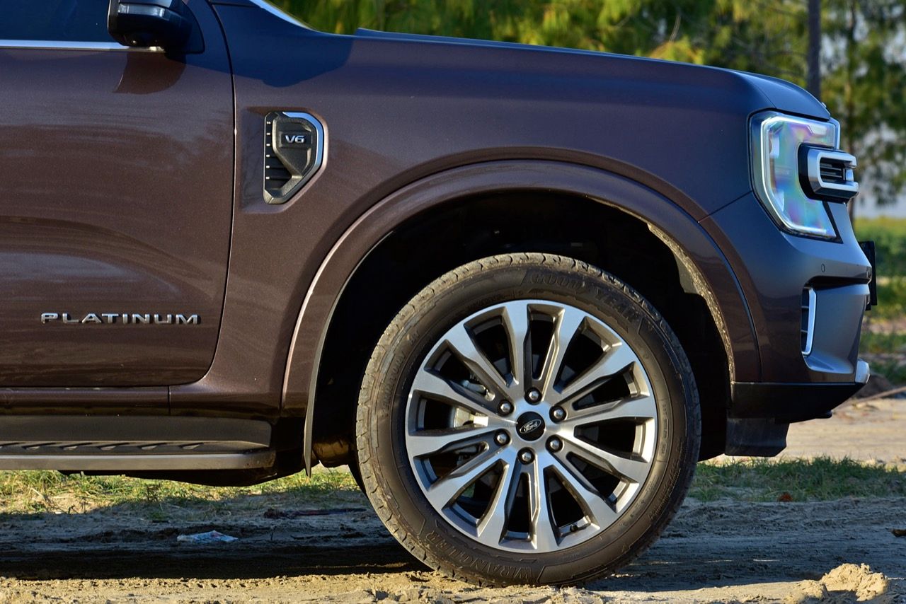 强力柴油！测试福特Everest Platinum V6 3.0L Turbo 10A/T