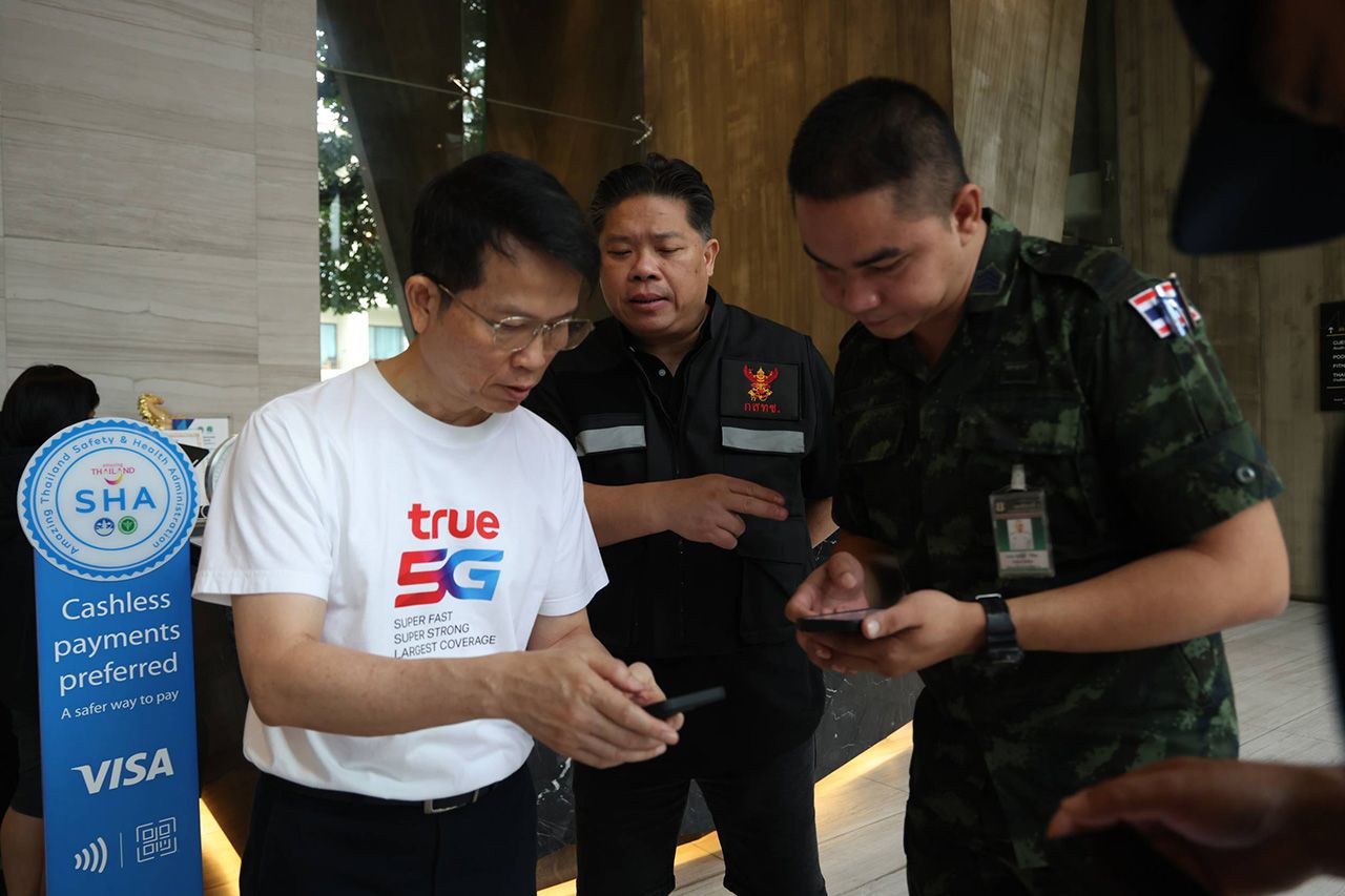 NBTC 调整信号塔,协调运营商派车扩大信号 覆盖合艾洪灾区