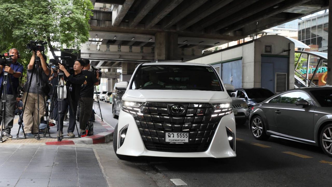 总理召集联合政府领导讨论部长配额