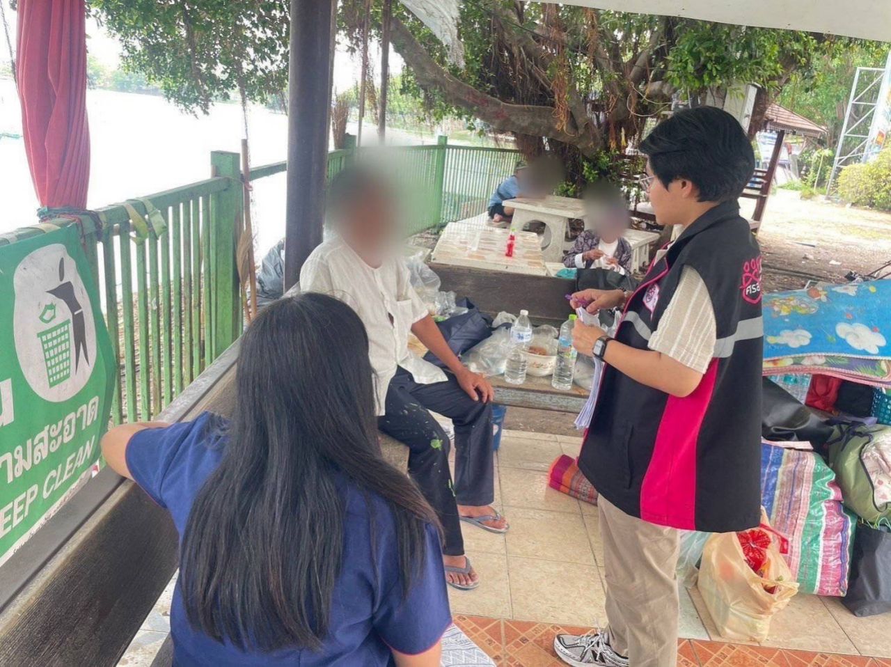 社会福利部帮助70岁老人进入保护中心，随后寻找乌泰他尼府的亲属