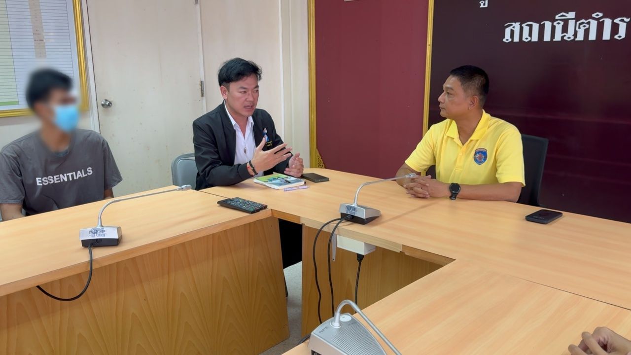 送货员索要225泰铢快递费，顾客不满持刀砍伤，缝24针