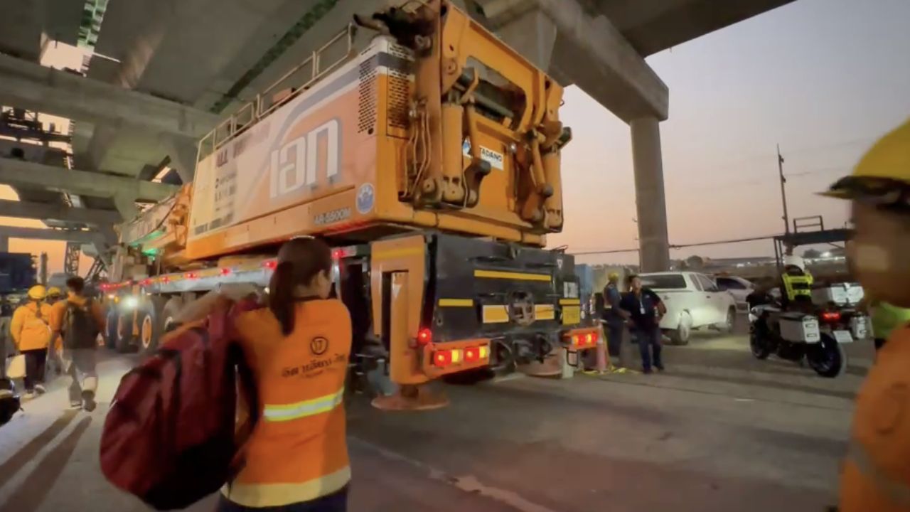 姐姐悲痛等待救援人员打捞弟弟遗体，心碎在女儿1岁生日当天去世