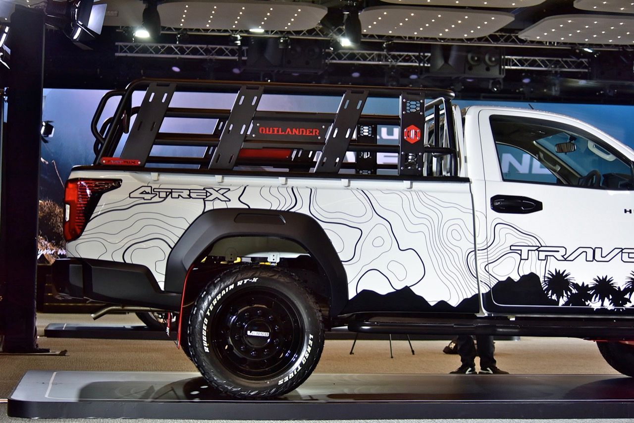 丰田 TRAVO 标准驾驶室 4TREX 2.8 MT 改装款