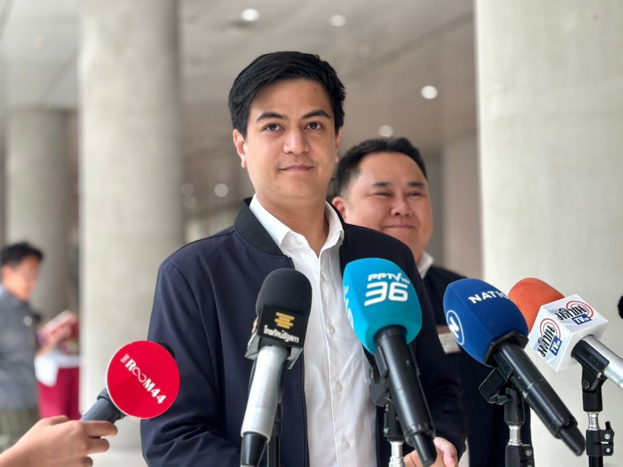 “帕利施特”倡取消各种课程,担心成为诈骗者的金矿