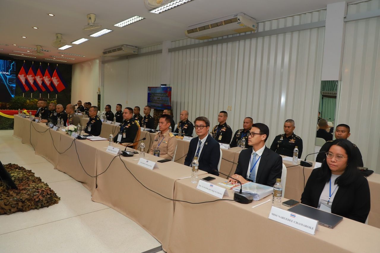 01:09 开始，泰柬 RBC 在沙缴召开会议，同意会议记录草案