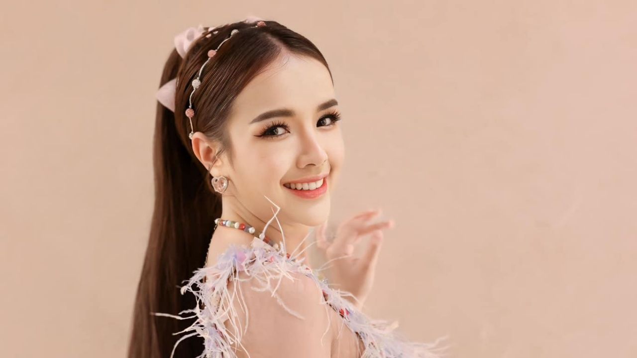 “2025年热门新闻”汇总五大社交热点事件