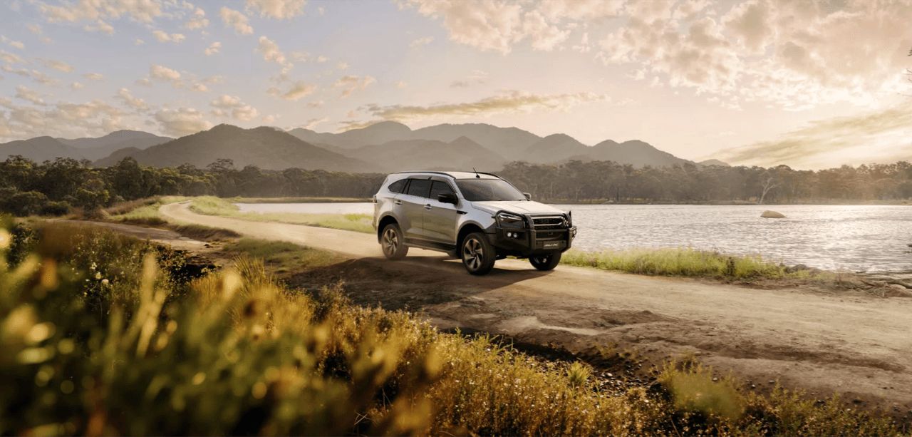 全新 Isuzu MU-X Tour Mate