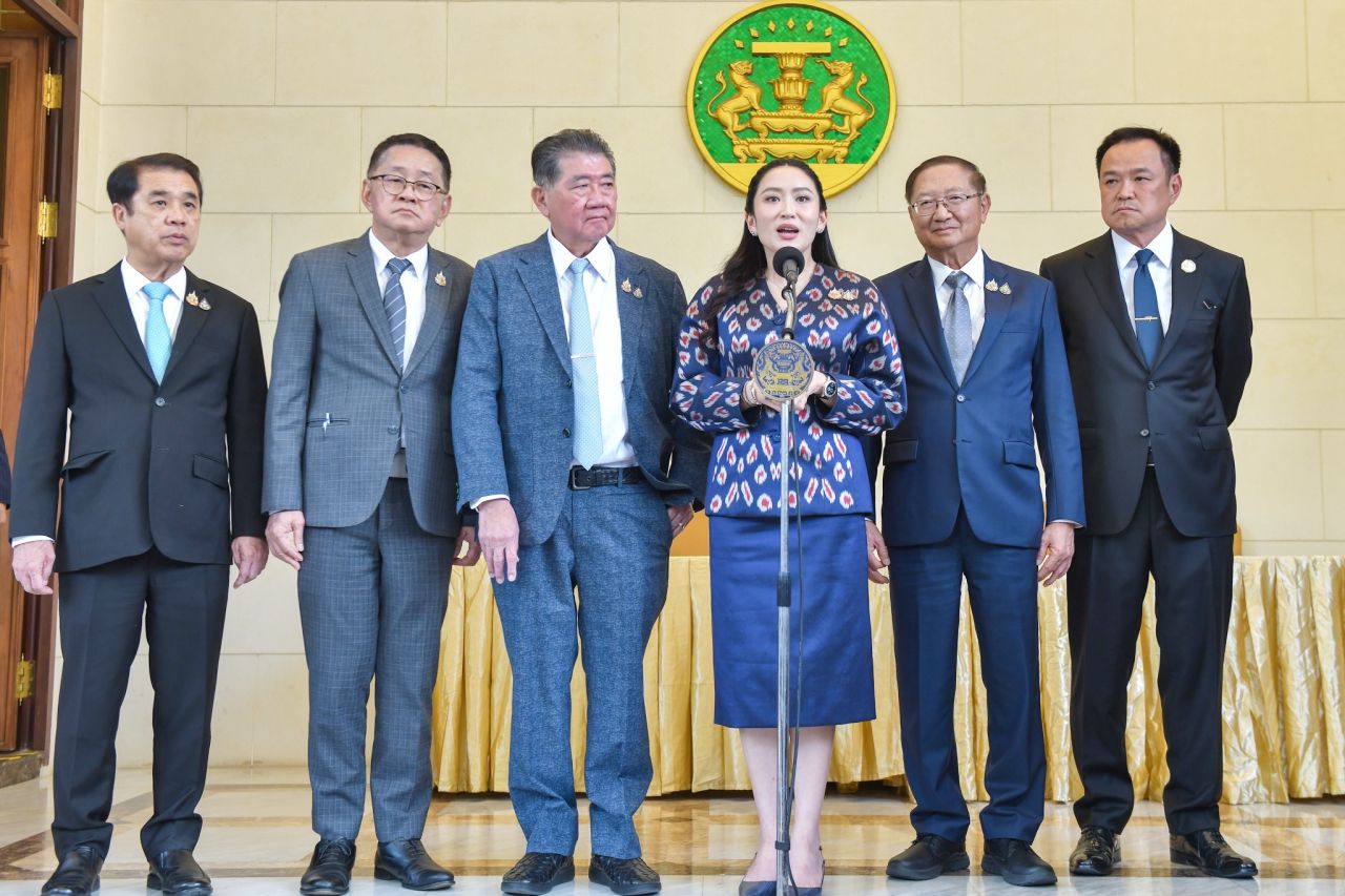 总理“皮尼通”确认“英”已与第二军区总司令沟通，无政变