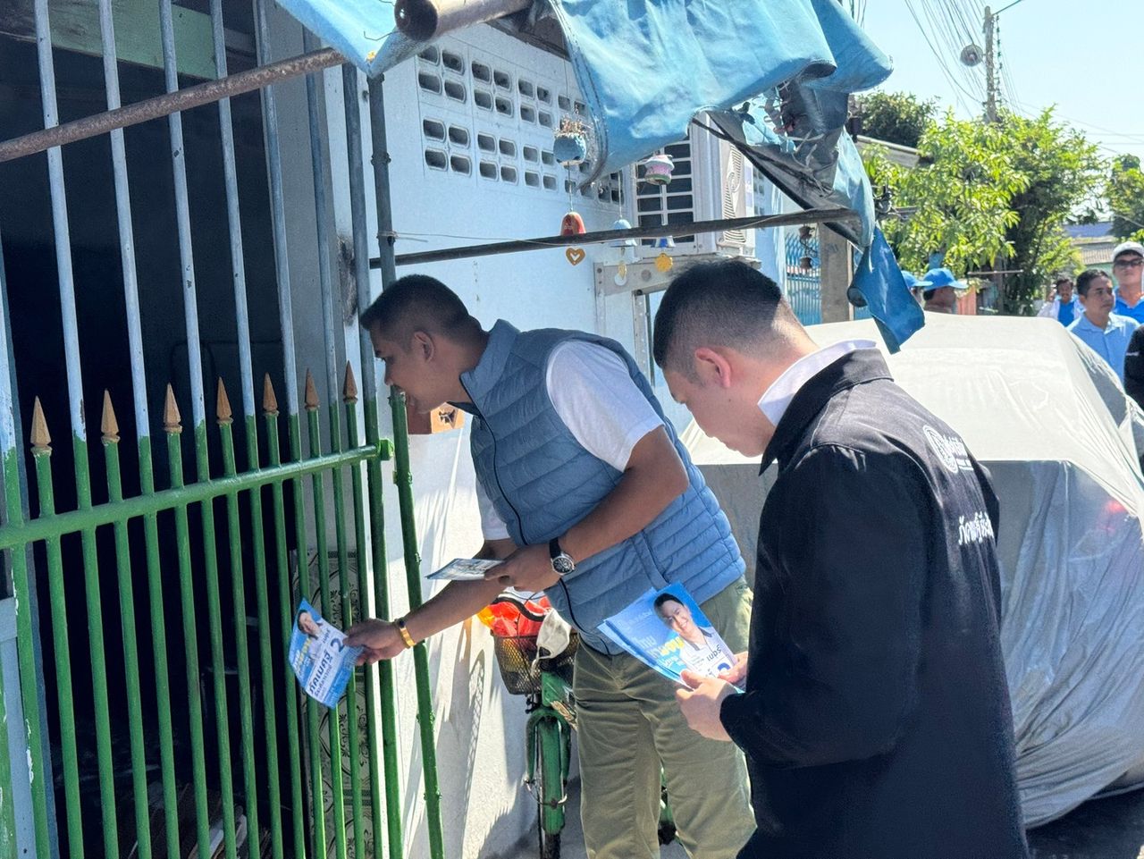 “阿披实” 感谢宋卡的民调结果,希望在曼谷第三区树立“4阿披”旗帜,曾赢得胜利