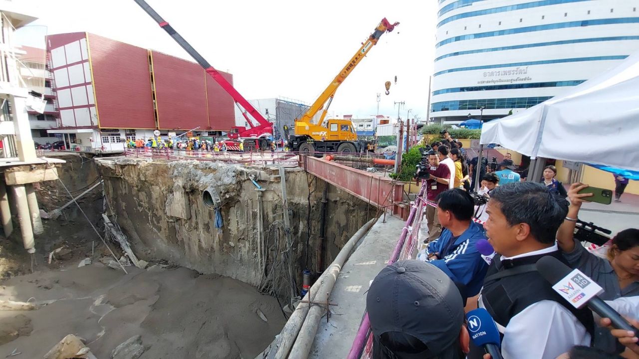 更新道路塌陷情况 “查湛沙” 透露在三森警察局地下喷射喷射混凝土，加强土壤，计划按目标进行