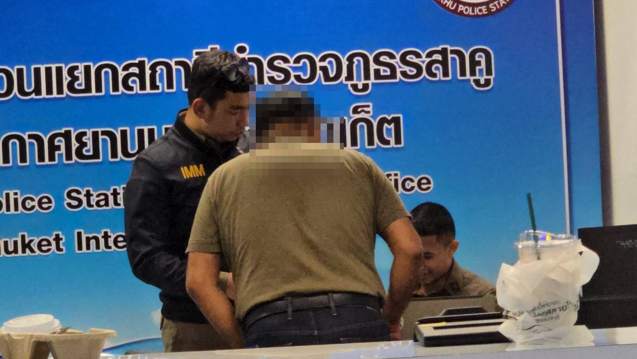调查印度男子涉嫌在印度航空航班上威胁放置炸弹的行为