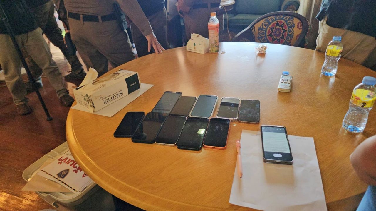 警方捣毁“电话诈骗集团” 租用豪华泳池别墅作为中国人间诈骗基地