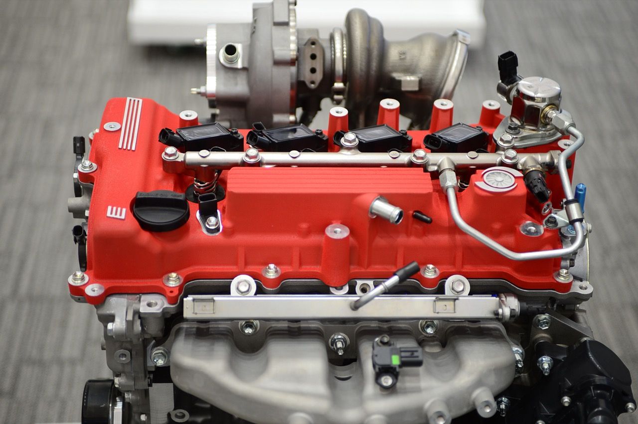 TOYOTA 确认在最新超级跑车采用新款 V-8 发动机