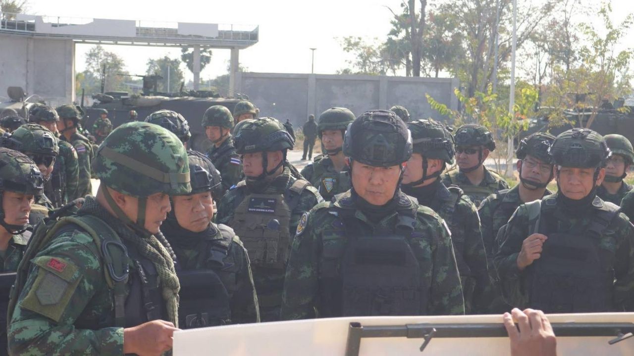 陆军司令访问第一军区，监察边境局势，敦促各级保护部队权益