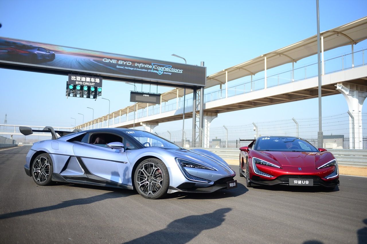 首次试驾体验 YangWang U9 电动超级跑车