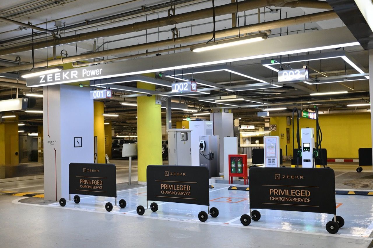 ZEEKR Power 充电站在中央世界首次开业,最大功率400千瓦