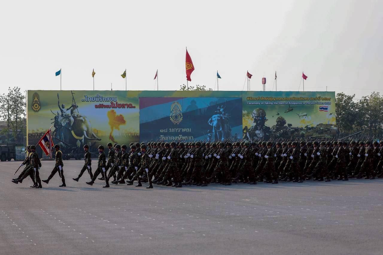 陆军司令主持陆军日阅兵仪式，宣誓保卫国家、宗教、君主和人民