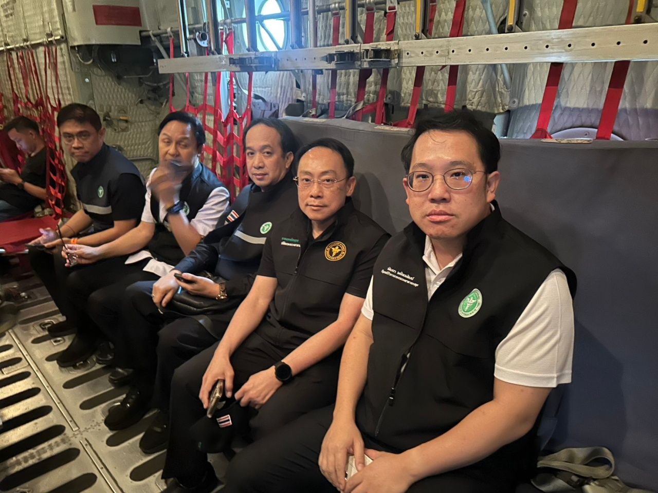 公共卫生部长加速撤离合艾医院危重病人至安全医院