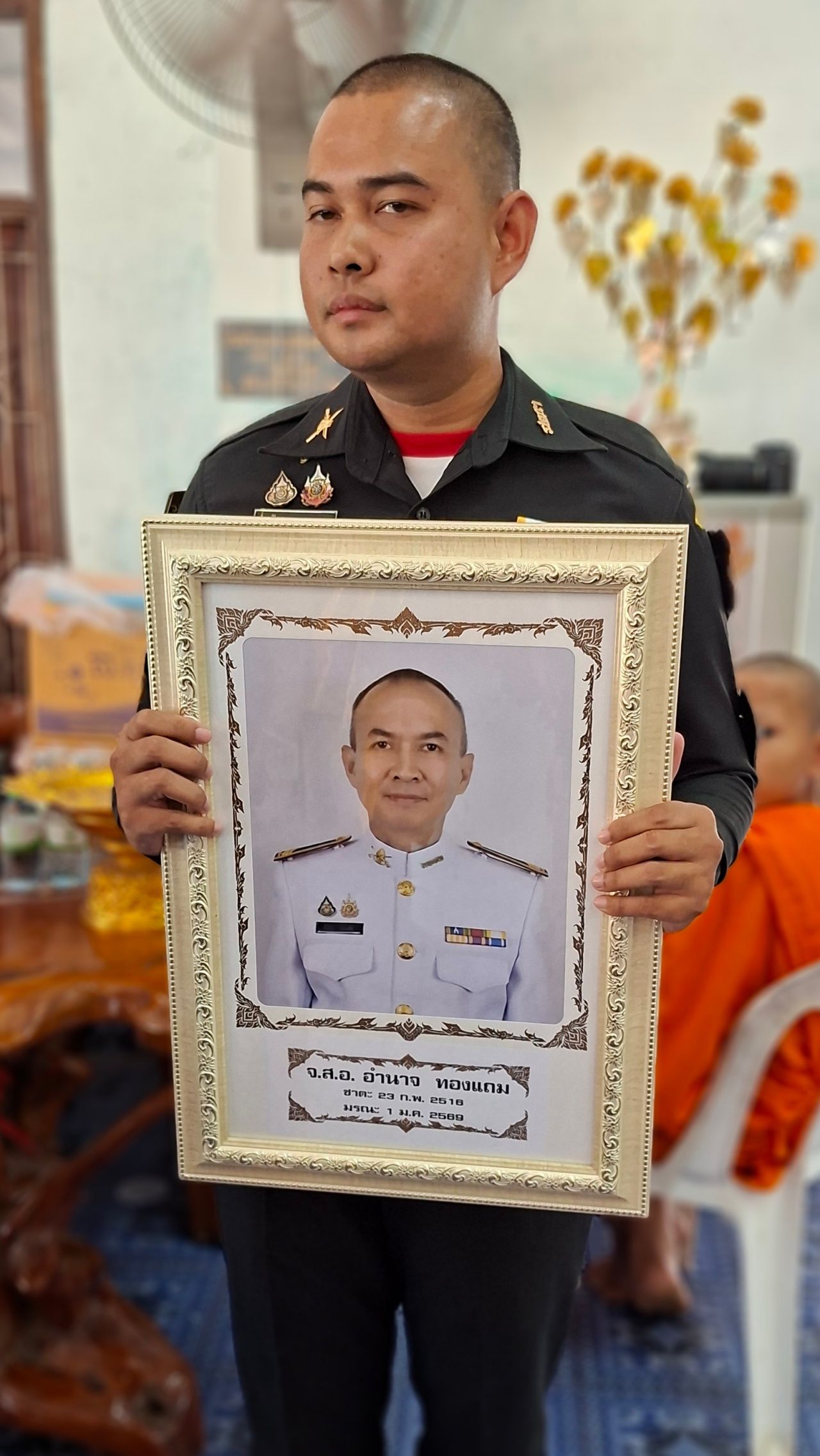 5天仍未抓到 杀害“中士”的凶手 儿子担心母亲 必须回去执行任务