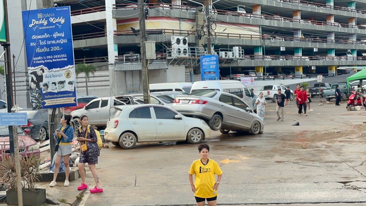 合艾今早气氛“洪水”大多已经退去，发现许多损坏点