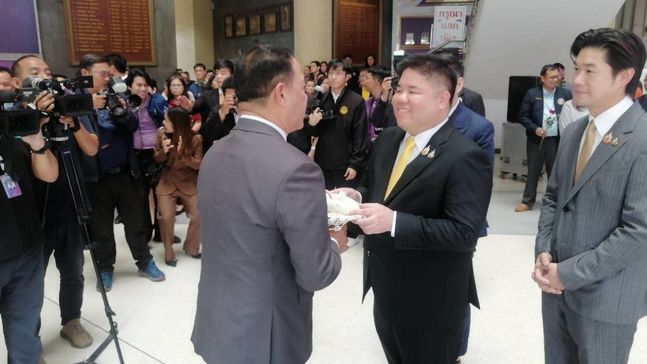“蓬集修” 卸任劳动部长，相信SKYY9楼调查结果，没有假拳