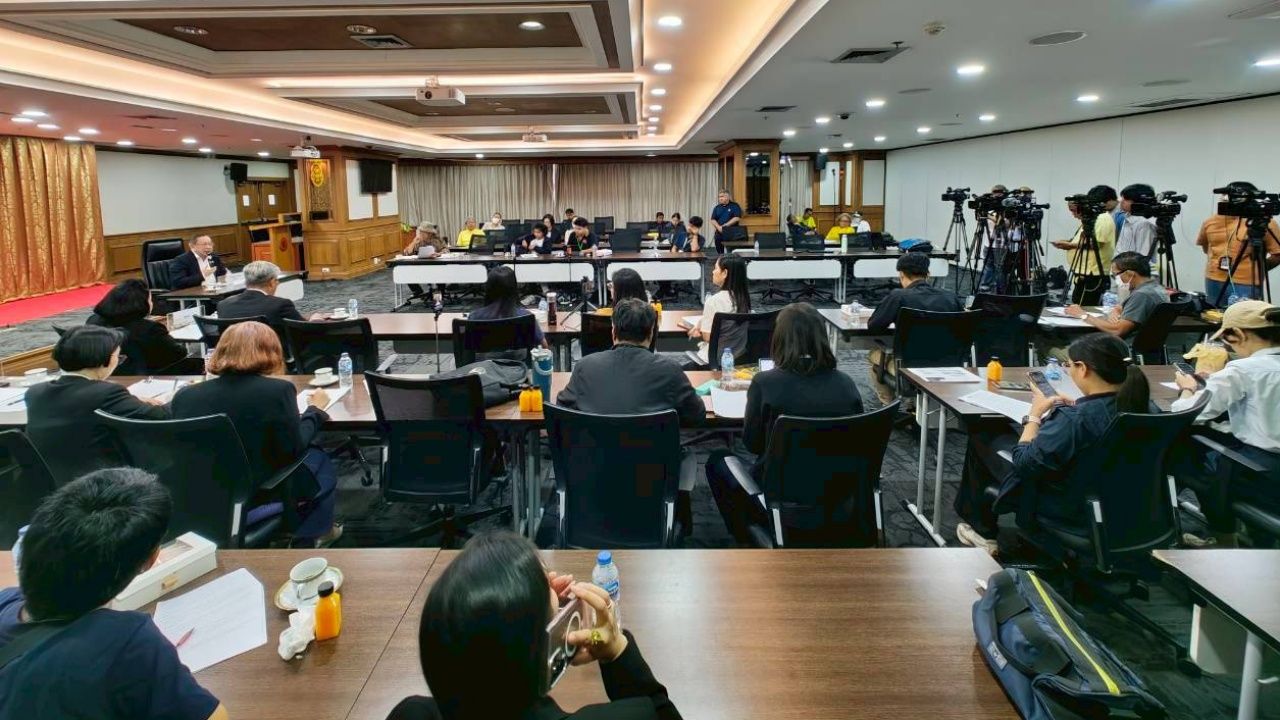 监察员确认从未批准“他信”在警察医院14楼接受治疗