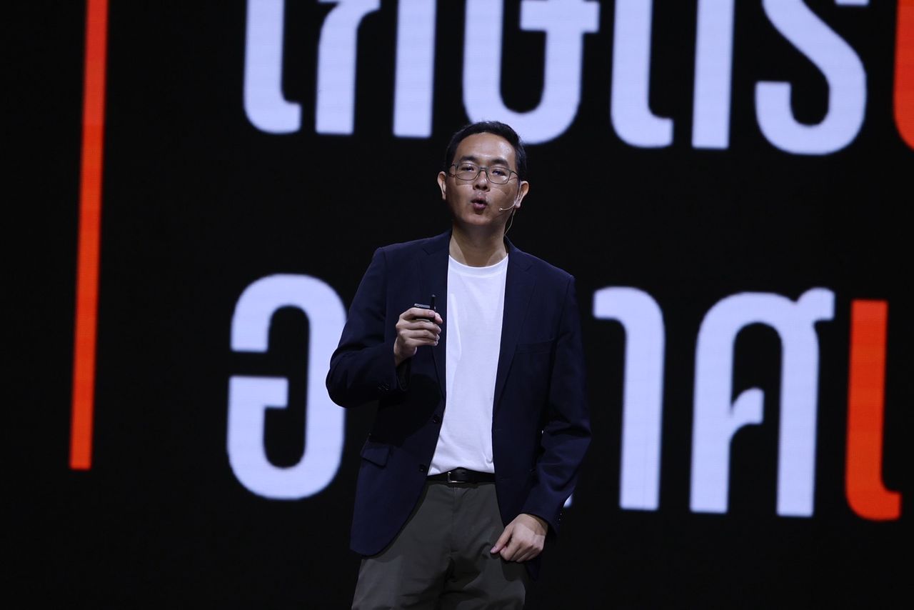 “阿萨里亚·派丽帕亚瑞提”的历史,从 LINE MAN 主管到人民党经济团队