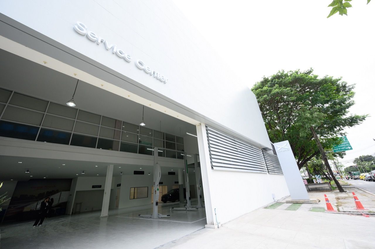 小鹏狮子汽车开设“小鹏 Kaset-Navamin”展厅