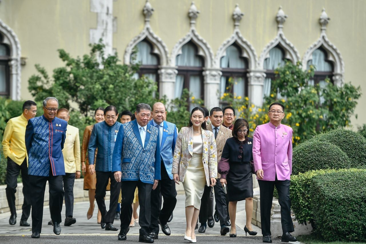 总理召集为泰党部长会议 内阁会议前承认有南部边境局势问题
