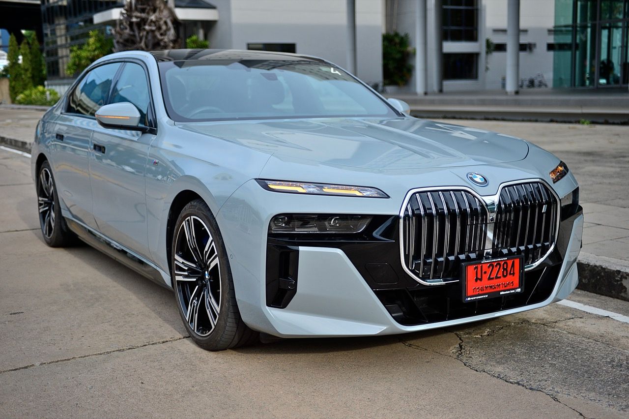 泰国组装价格绝佳：测试 BMW i7 XDrive 60 M Sport 旗舰电动车