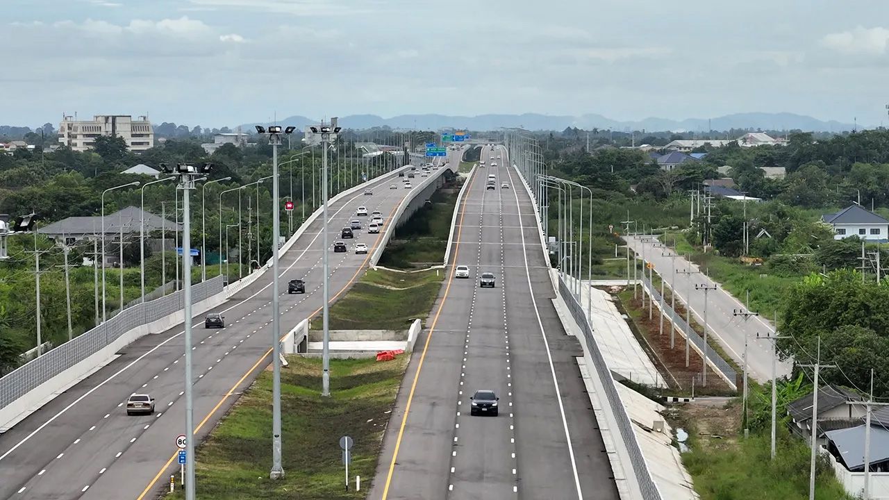 M81 收费了,D-Day 69年1月16日起,起价45泰铢,使用M-Flow可便捷支付
