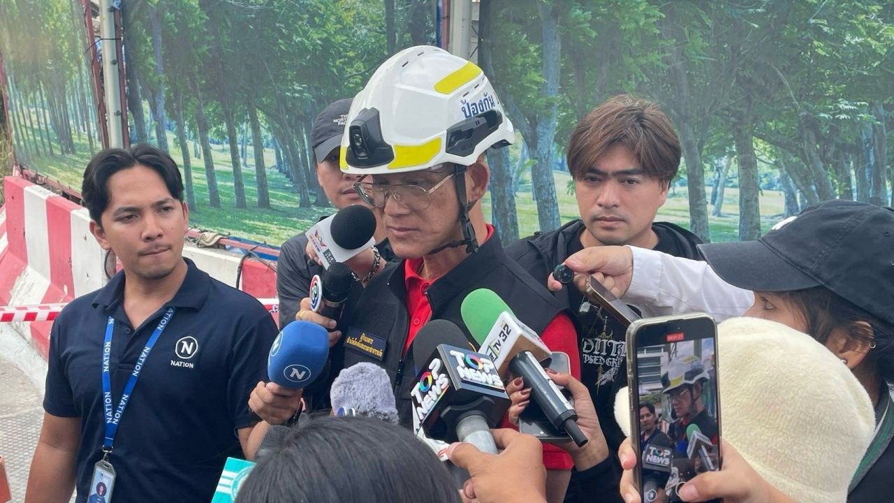 启动浇筑1200吨水泥 封堵沙没路隧道漏点并设置抽水机待命